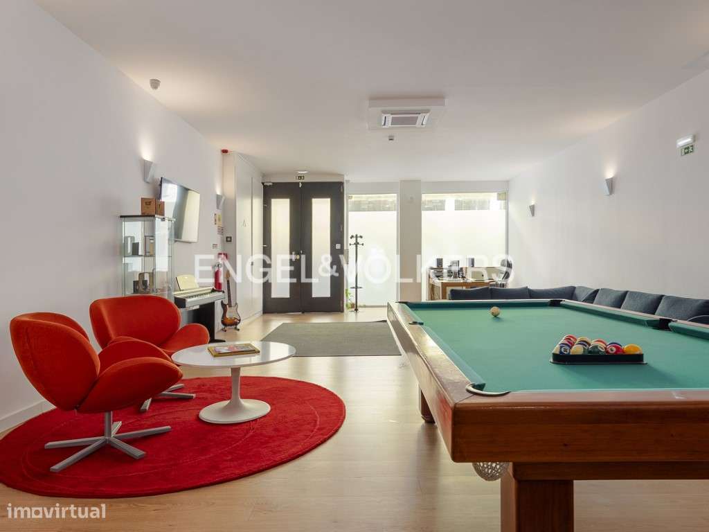 Loja de 4 pisos com 455m2 nas Avenidas Novas - Grande imagem: 5/28