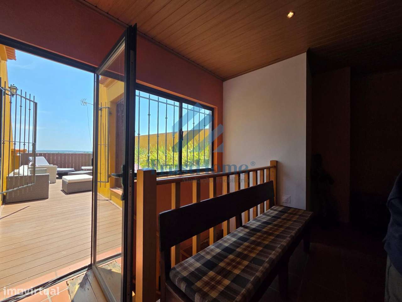 Moradia V5 com jardim, piscina e ginásio no centro de Coruche-31