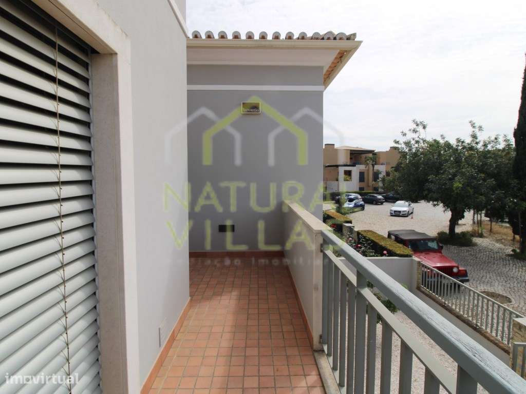 Moradia Geminada de Luxo T5 com Piscina Privativa e Garagem, Vilamoura-14