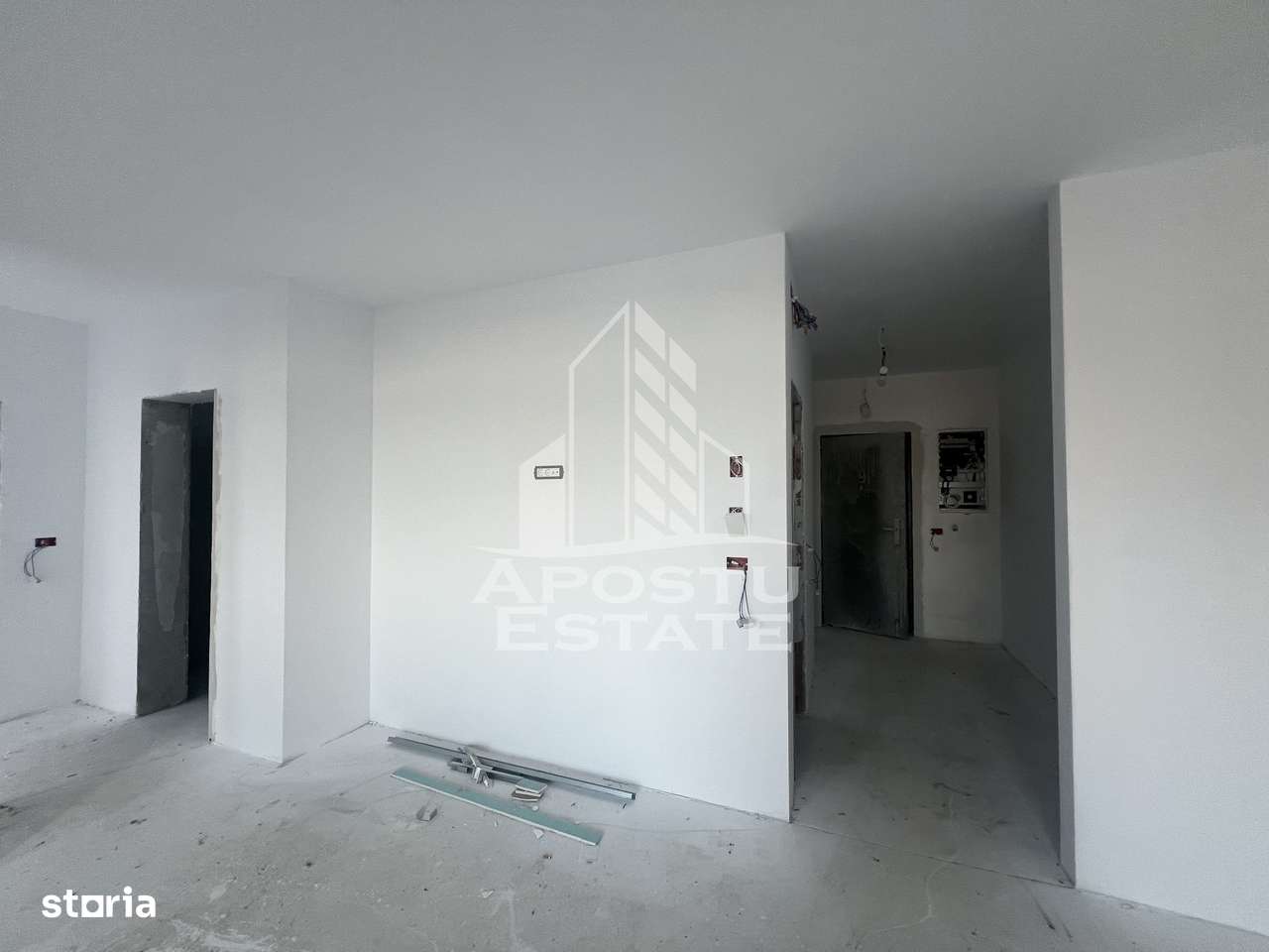 DE VANZARE Apartament 3 camere cu pozitie excelenta - Imagine principală: 5/10