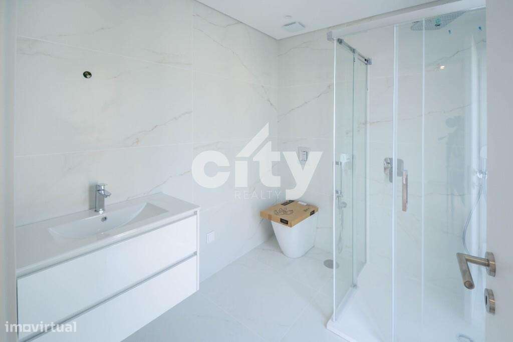 APARTAMENTO T4 DUPLEX  COM TERRAÇO EM MAFRA-13