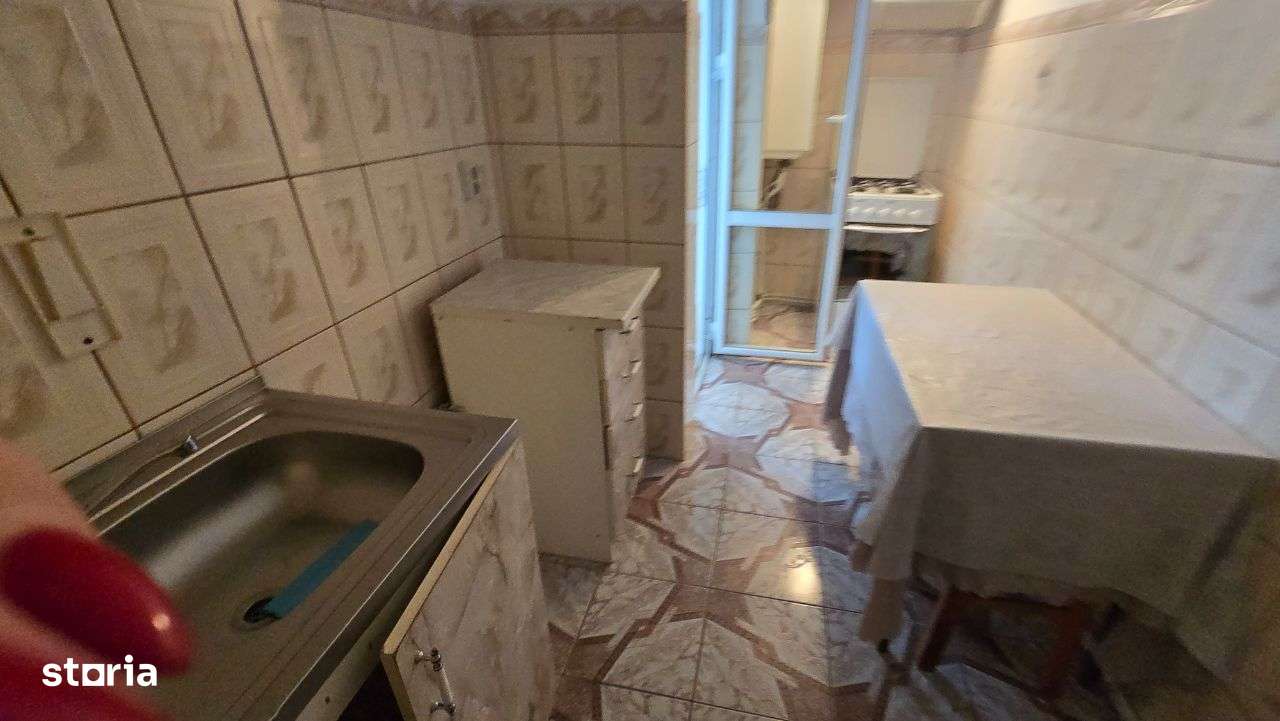 Ofer spre închiriere garsoniera zona centrala - Imagine principală: 1/5