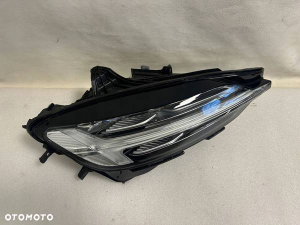 Volvo S60 V60 lampa lewa przód przednia 32347005 Full led - 3