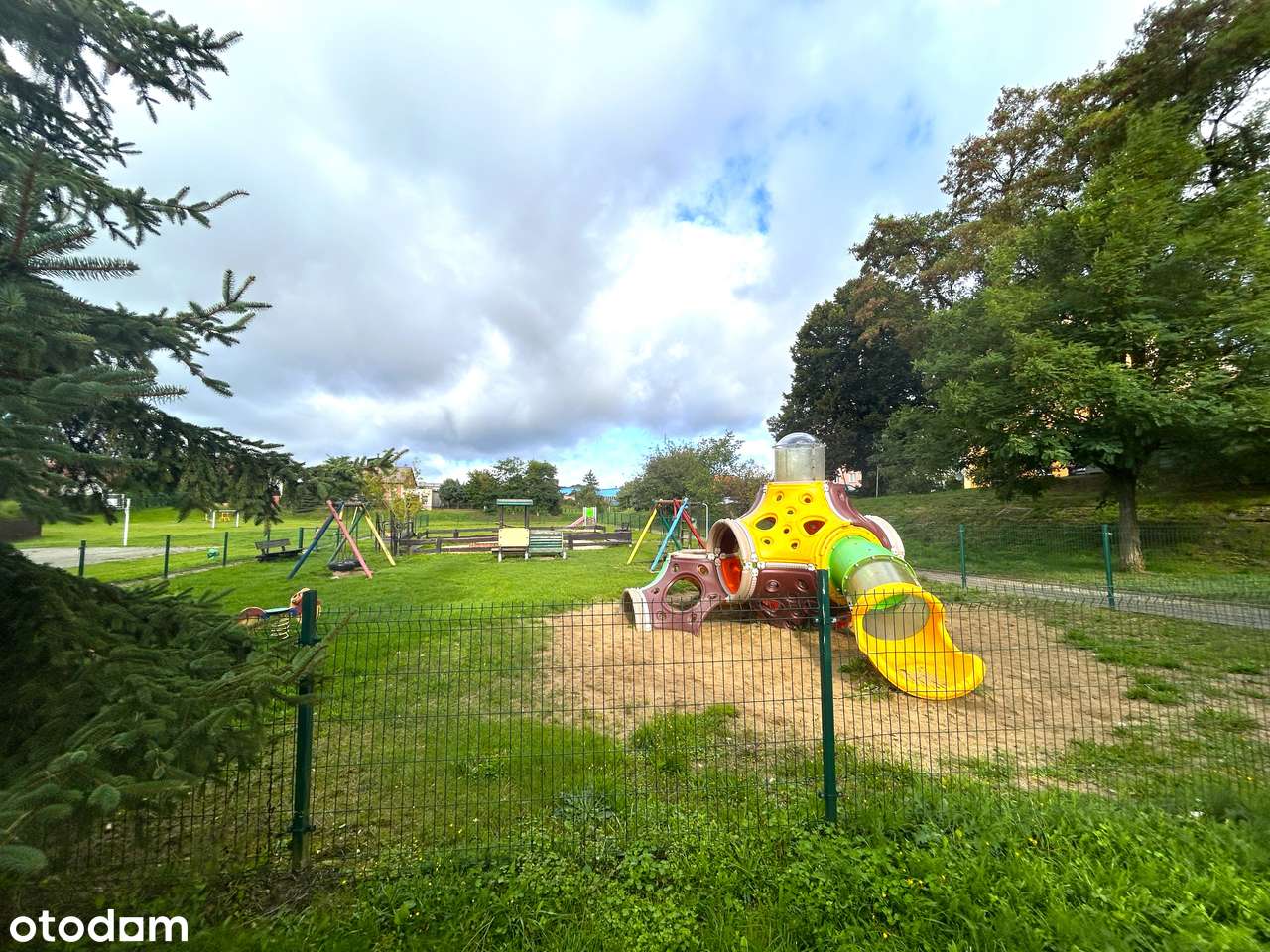 2 pokojowe mieszkanie z dużym balkonem  Czerniakowska Debrzno-11