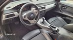 BMW 320 dA Exclusive - 15