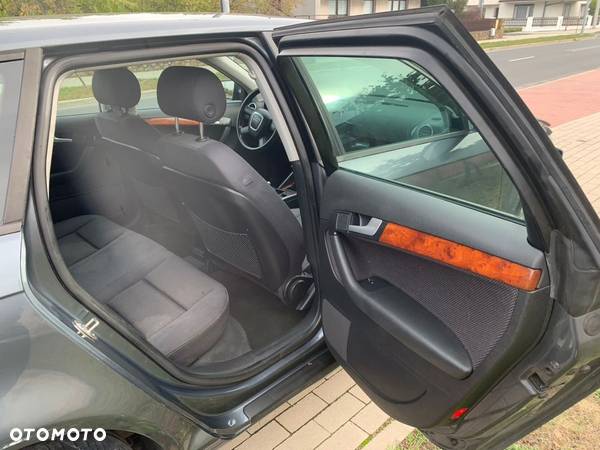 Audi A3 1.6 FSI Ambition - 27