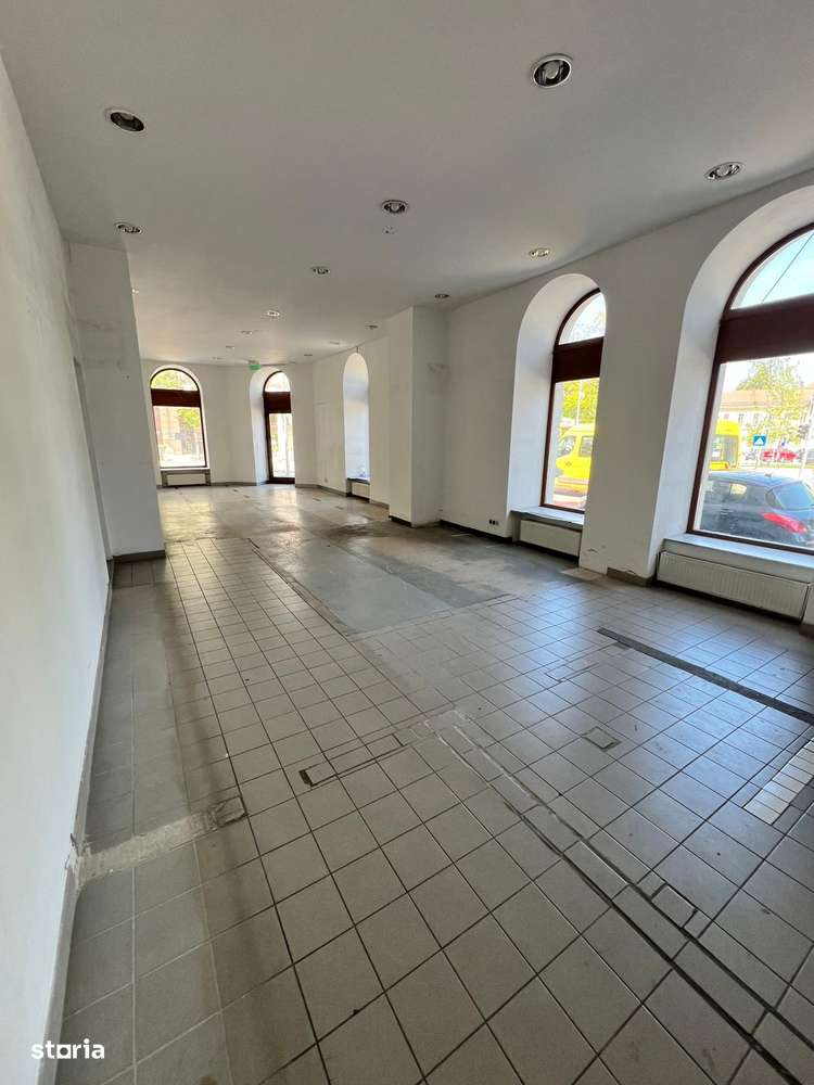 Spatiu comercial de inchiriat in Centru Dej - Imagine principală: 2/6