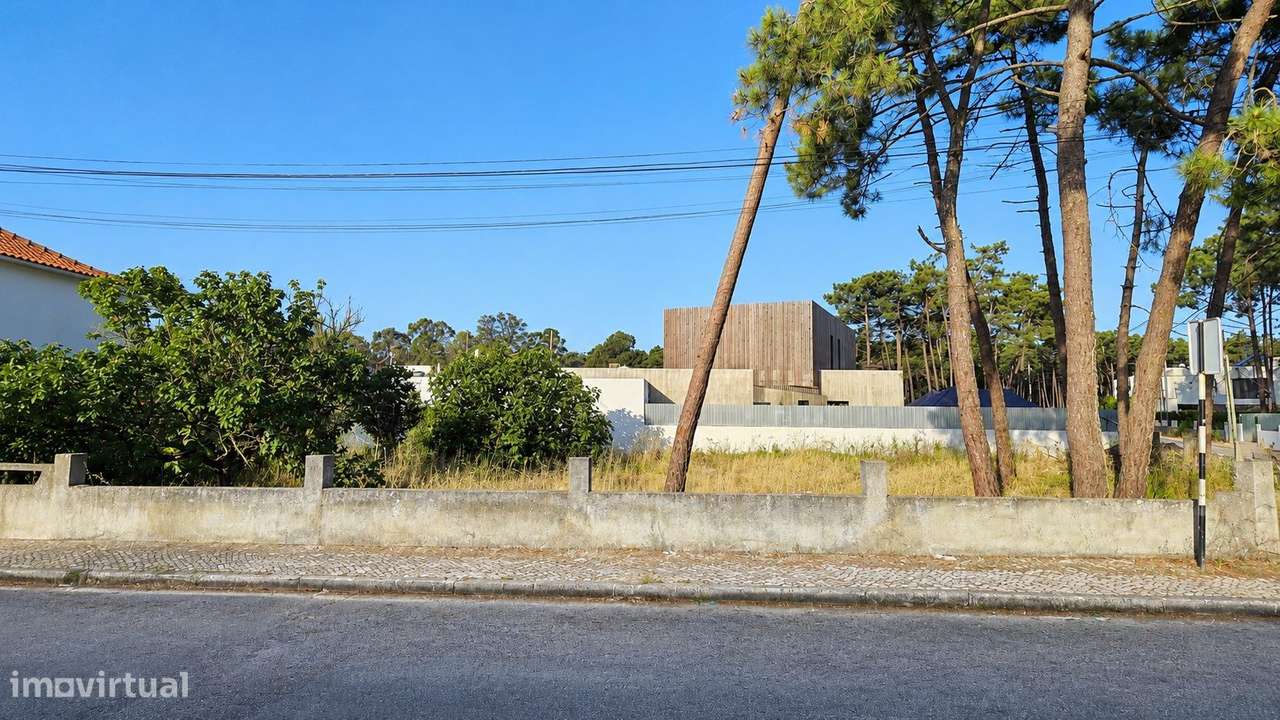 Terreno Urbano com projecto | Aroeira | Charneca da Caparica-0