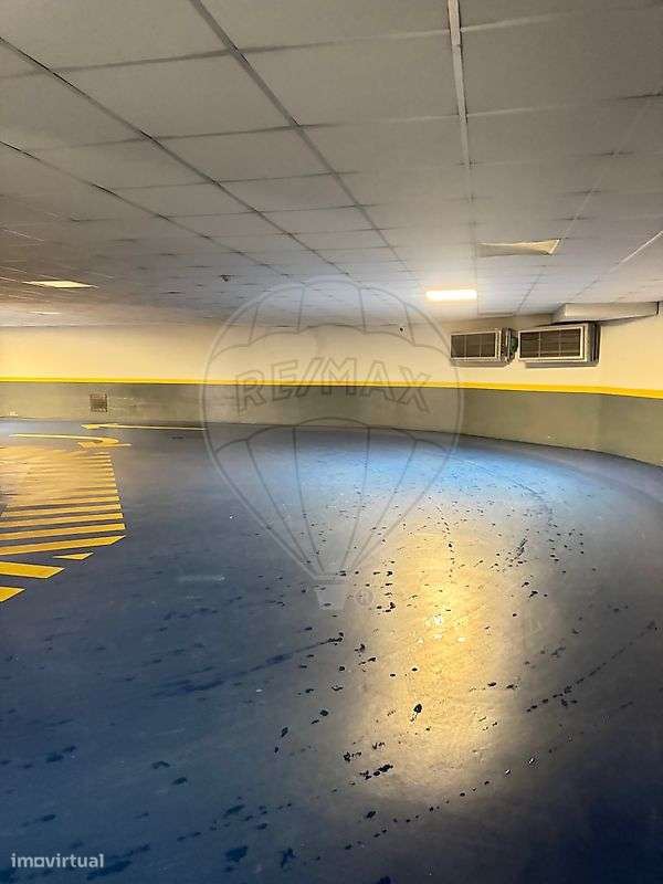 Garagem  para venda - Grande imagem: 2/5