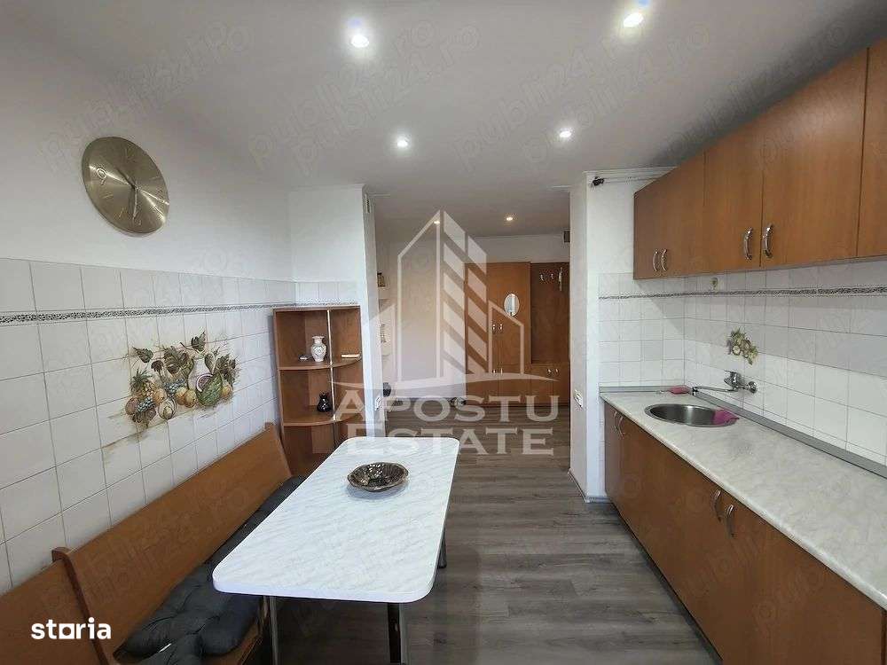 Apartament cu 2 camere, zona Girocului