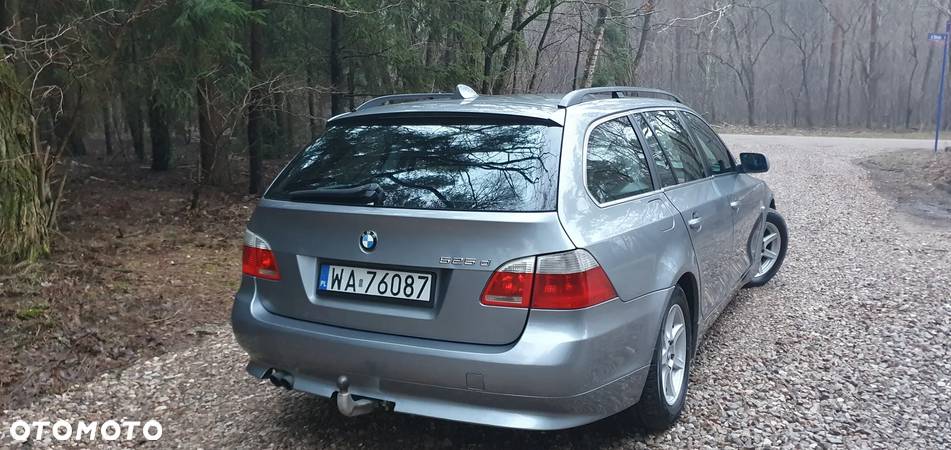 BMW Seria 5 525d - 4