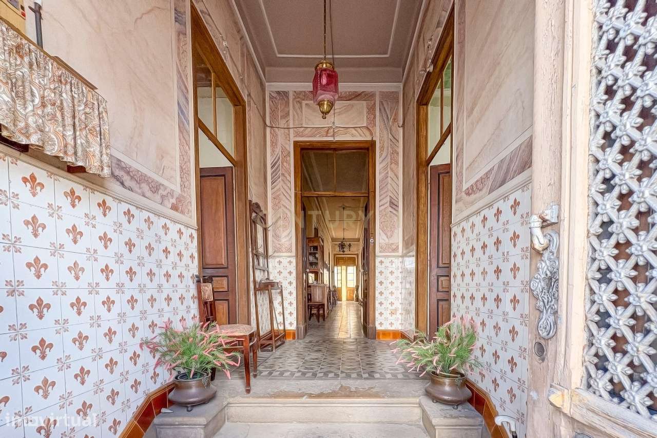 Moradia Estilo "palacete" no Centro de Olhão – 436 m² com Cave, Terraç - Grande imagem: 4/39