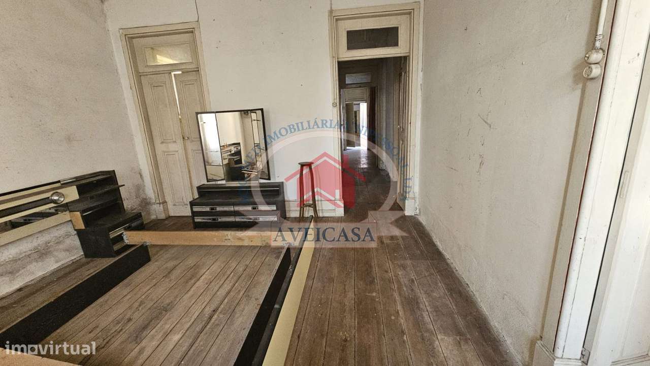 CASA GANDARESA EM VERDEMILHO PARA RECUPERAR-6