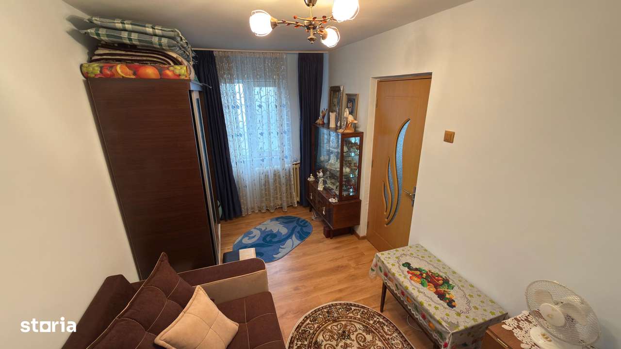 APARTAMENT de vanzare - STR CAMELIEI - Ploiesti Nord - Imagine principală: 2/10