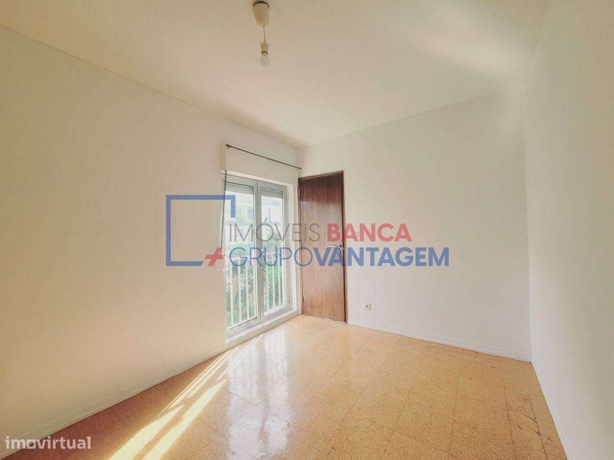 APARTAMENTO T2 - 63m2 - Monte Abraão - Grande imagem: 4/18