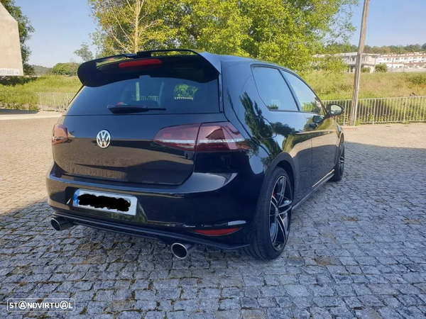 VW Golf - 4