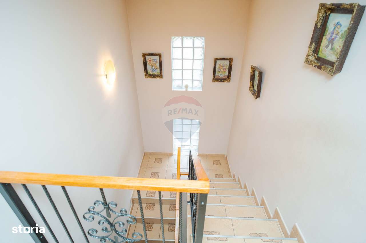 Casă / Vilă de Vânzare 200mp Teren 870mp Str. Soarelui - Valea Lupului-12