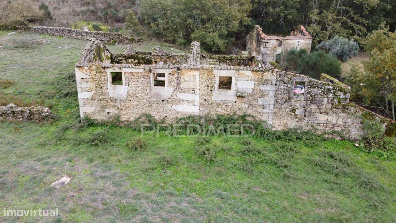 Quinta para Reabilitar em Fuinhas, Fornos de Algodres - Grande imagem: 4/8