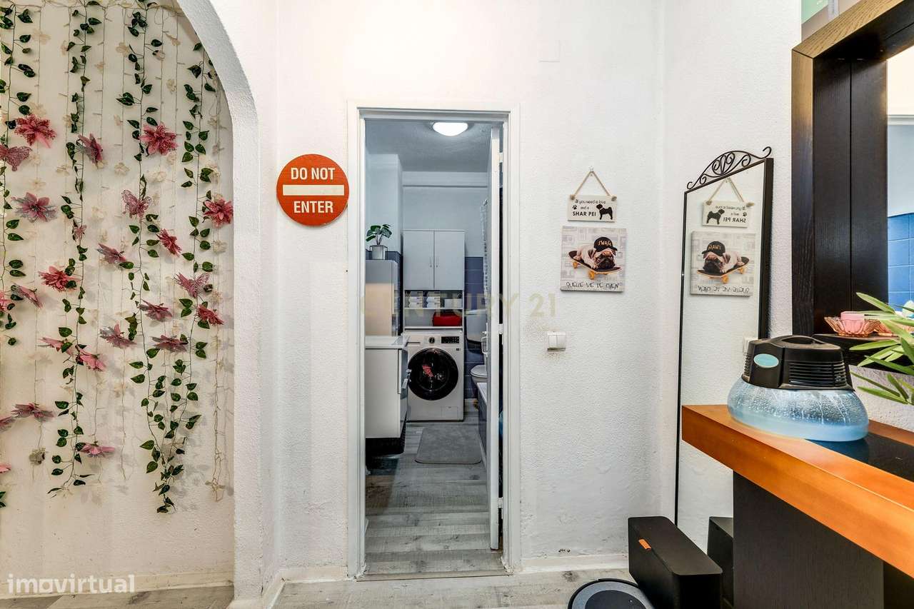 Apartamento T1 em Agualva e Mira Sintra-6