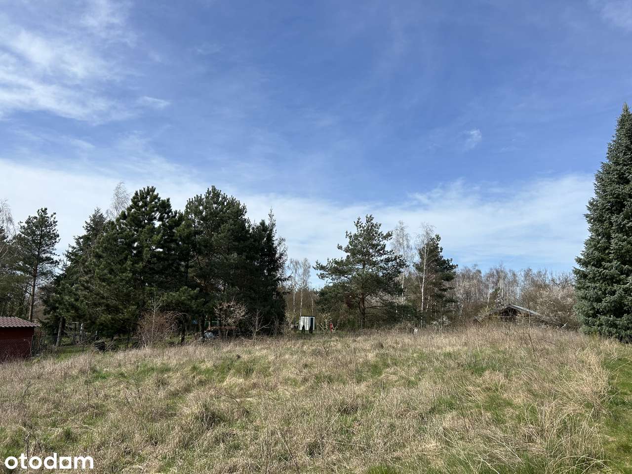 Urokliwa działka z domkiem położona nad jeziorem Powidz Polanowo-5