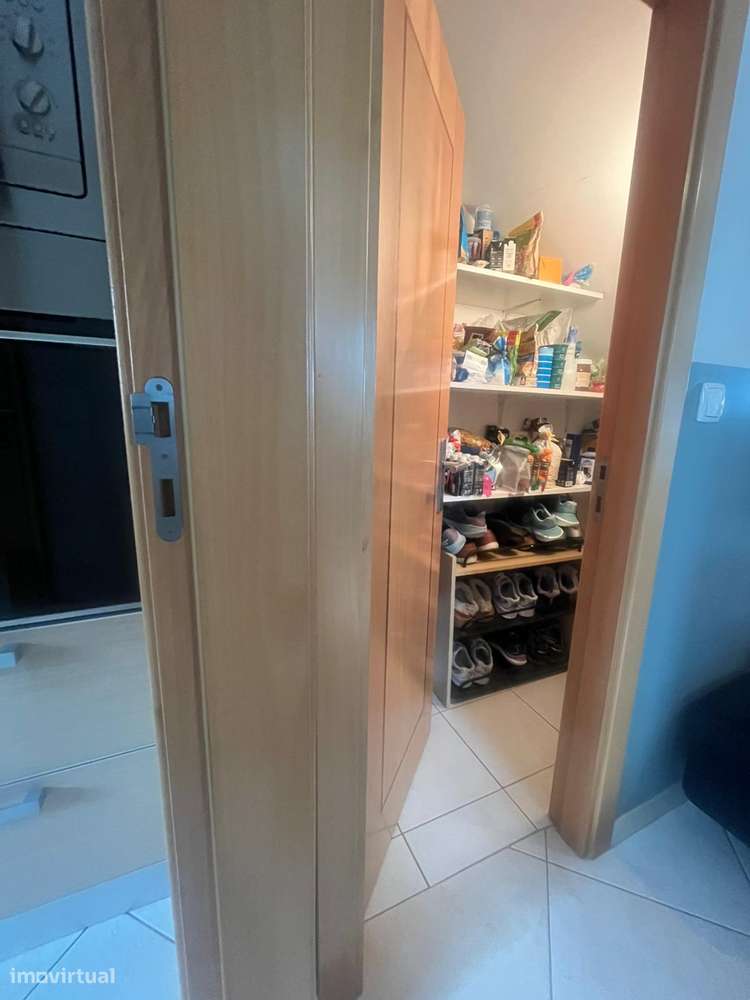 Moradia Geminada T3+Anexo em Fernão Ferro - Grande imagem: 5/22