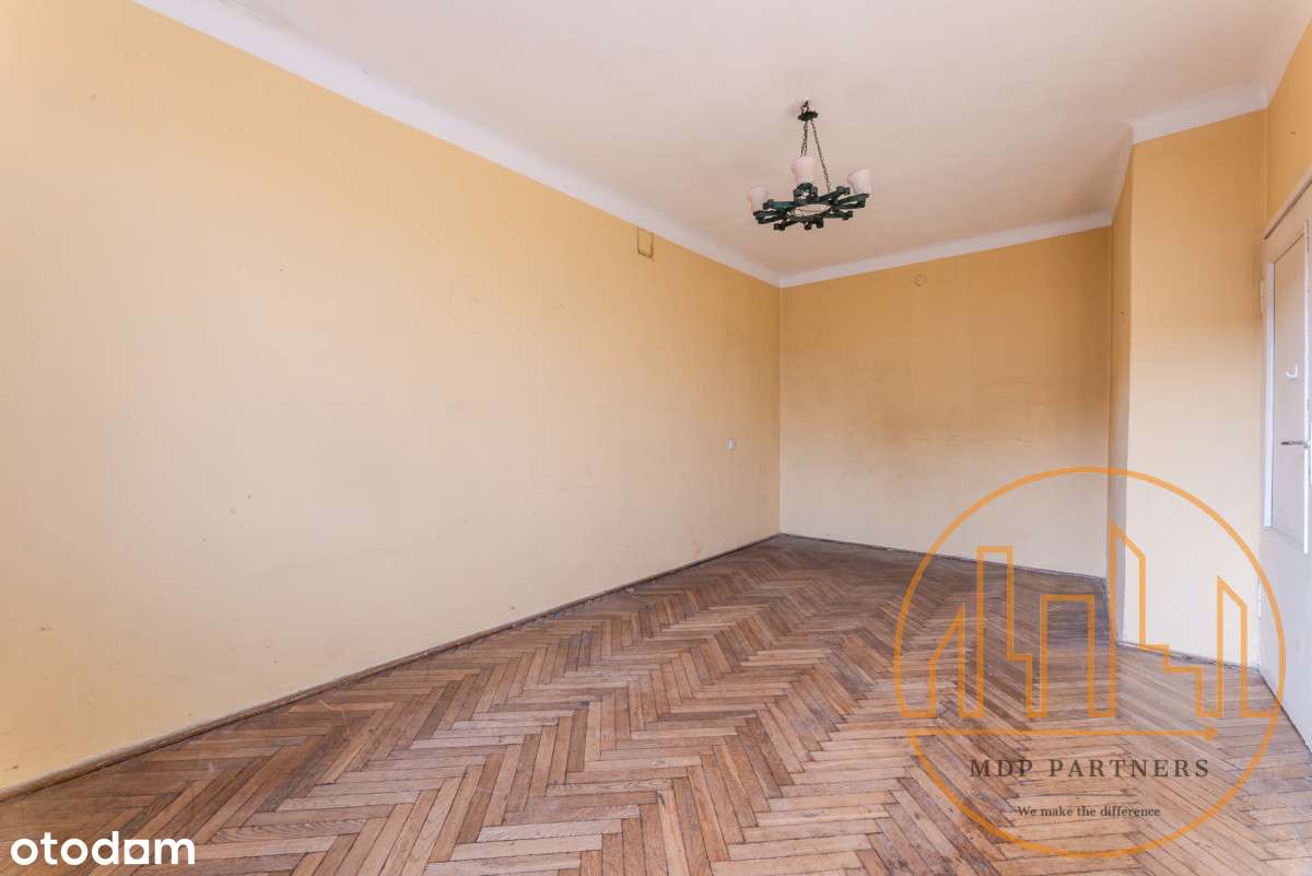 Oddzielna kuchnia | Z potencjałem | Plac Hallera-1