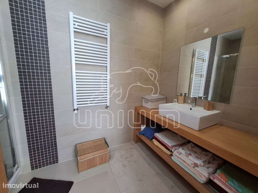 Fabulosa Moradia Geminada T3 com Jardim-17