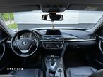 BMW Seria 3 325d Luxury Line - 15