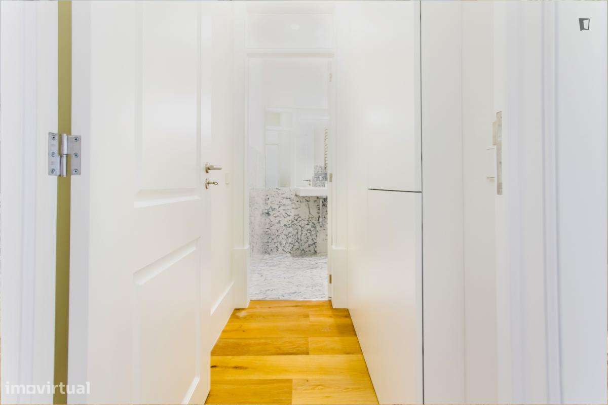 Apartamento com 2 quartos - localizado em Rossio Lisbon - Grande imagem: 3/10