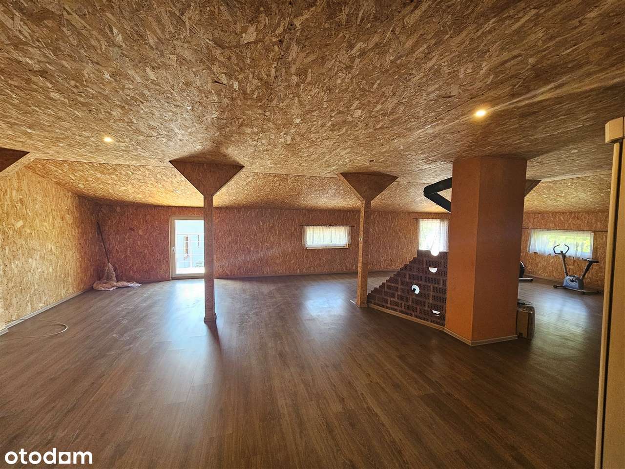 Przestronny dom Dobieszowice plus budynek mieszkalnym  duża działka - Pełny obrazek: 4/14