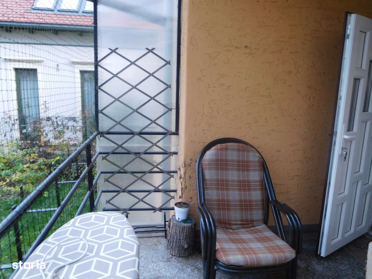 apartament in casa, zona centrala-3