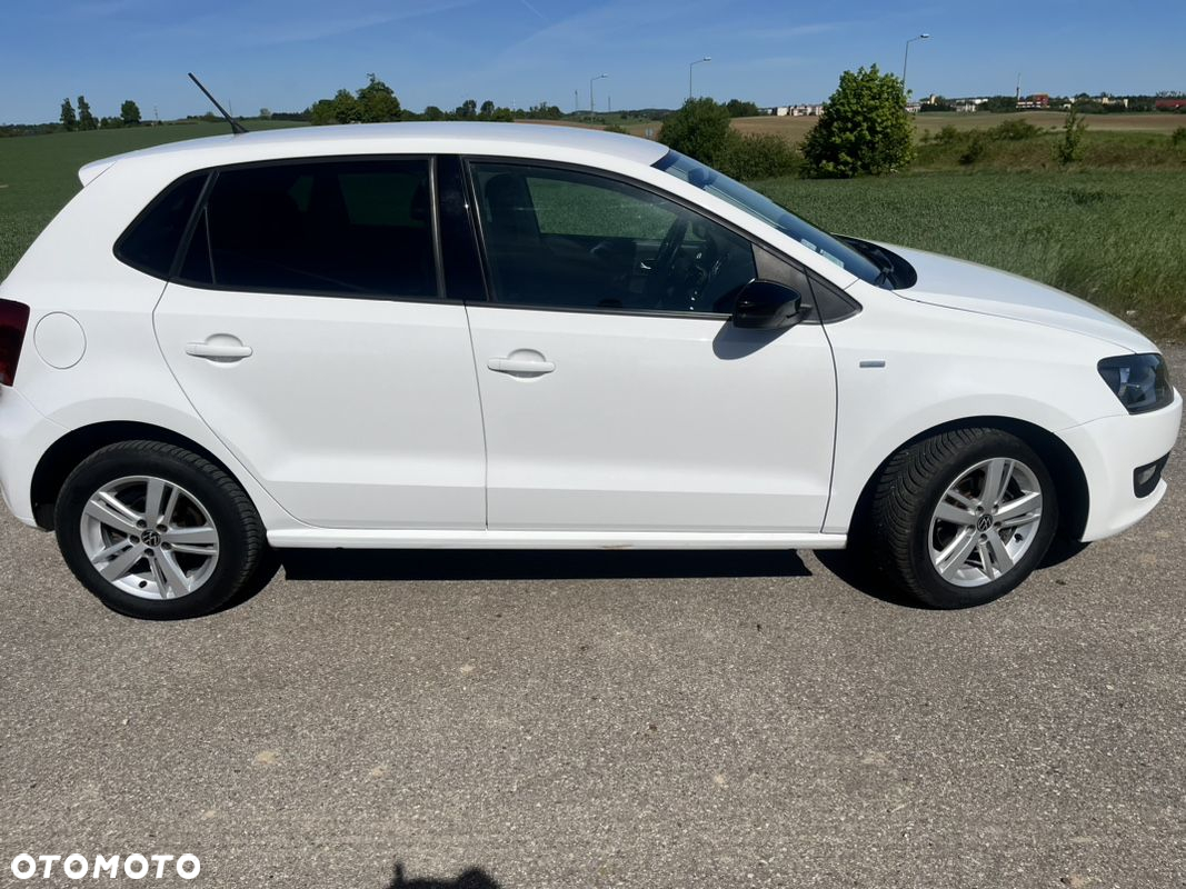 Volkswagen Polo 1.6 TDI MATCH - 5