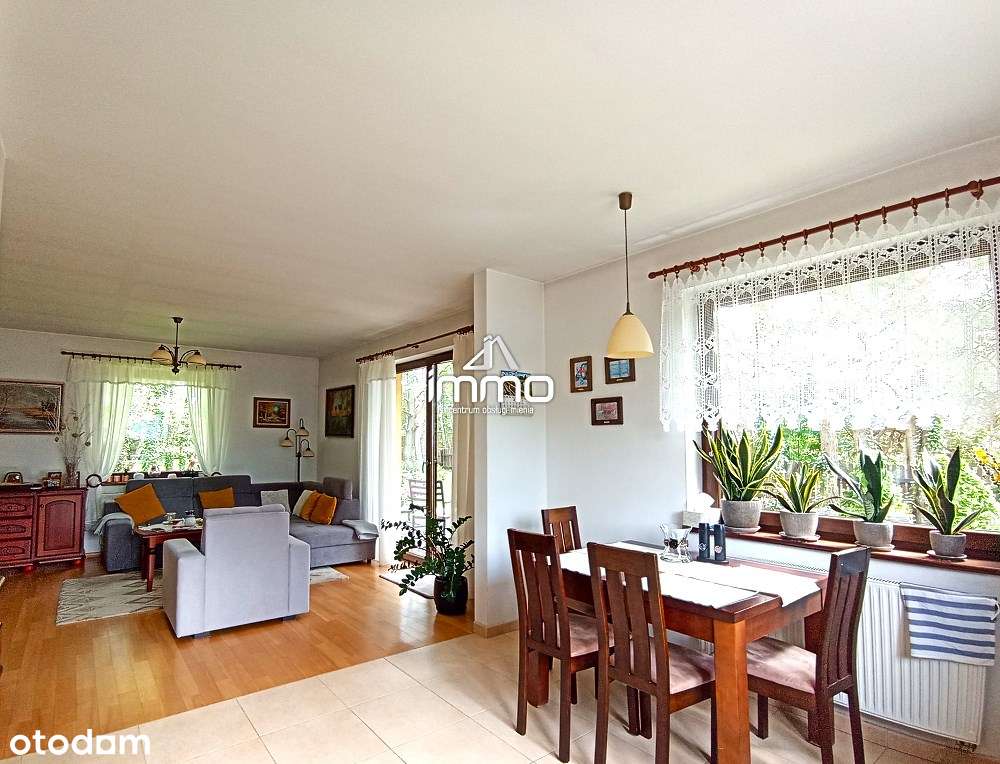 SOSNÓWKA, gm. Twardogóra - piękny dom z garażem w otulinie lasu-3