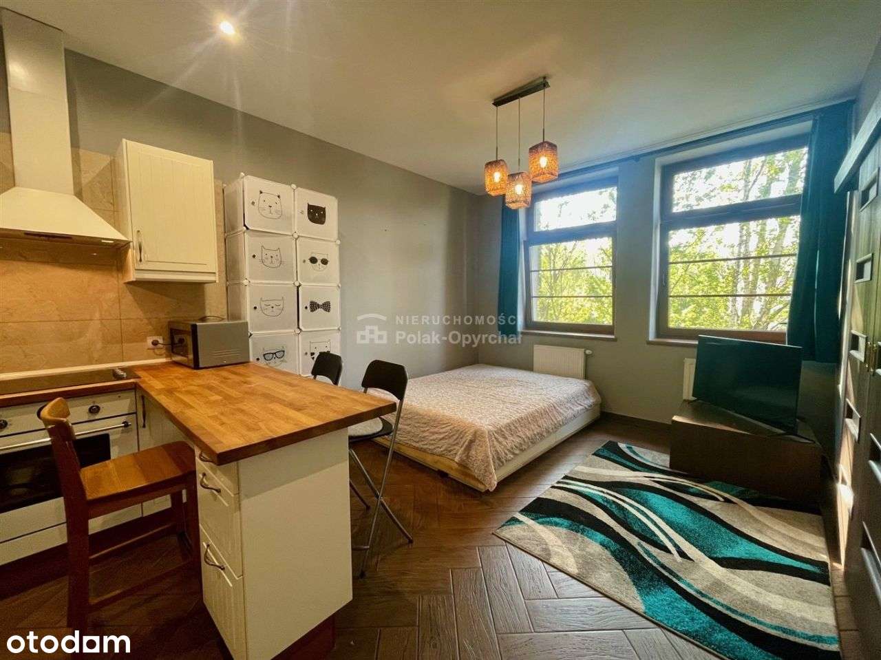 Centrum - 2 pokoje, winda, parking-0