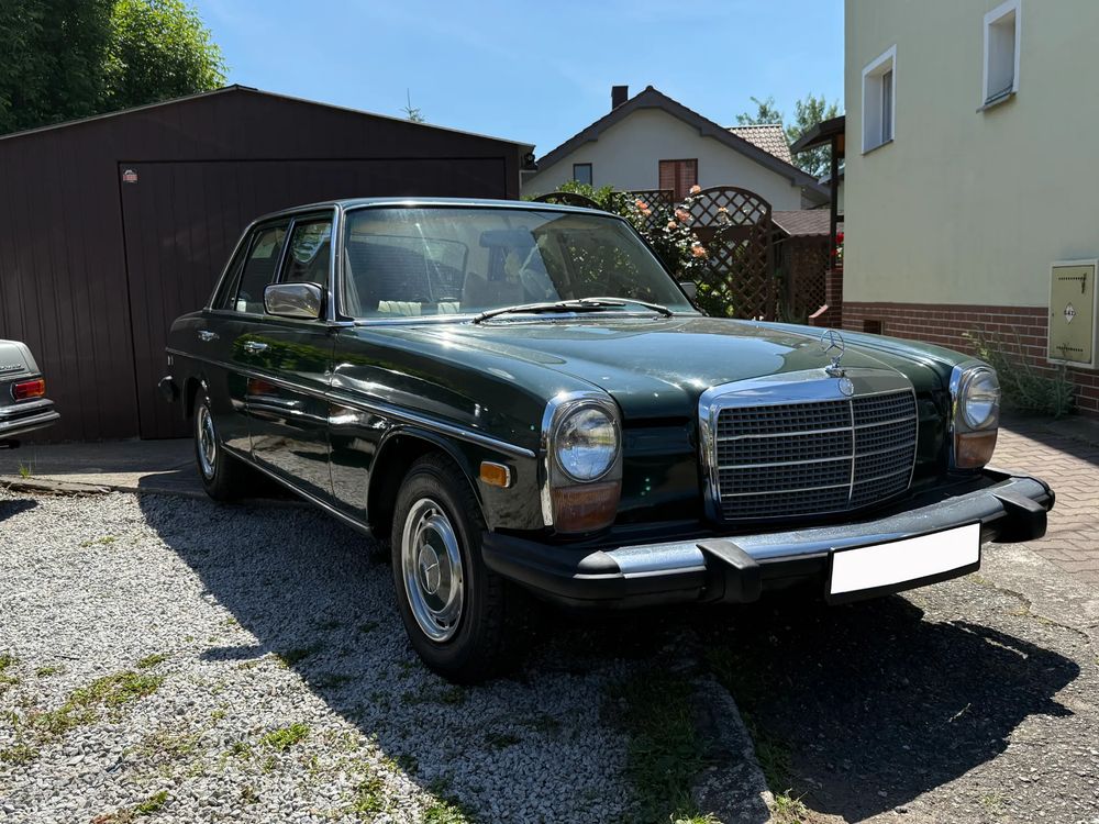 Mercedes-benz 1975