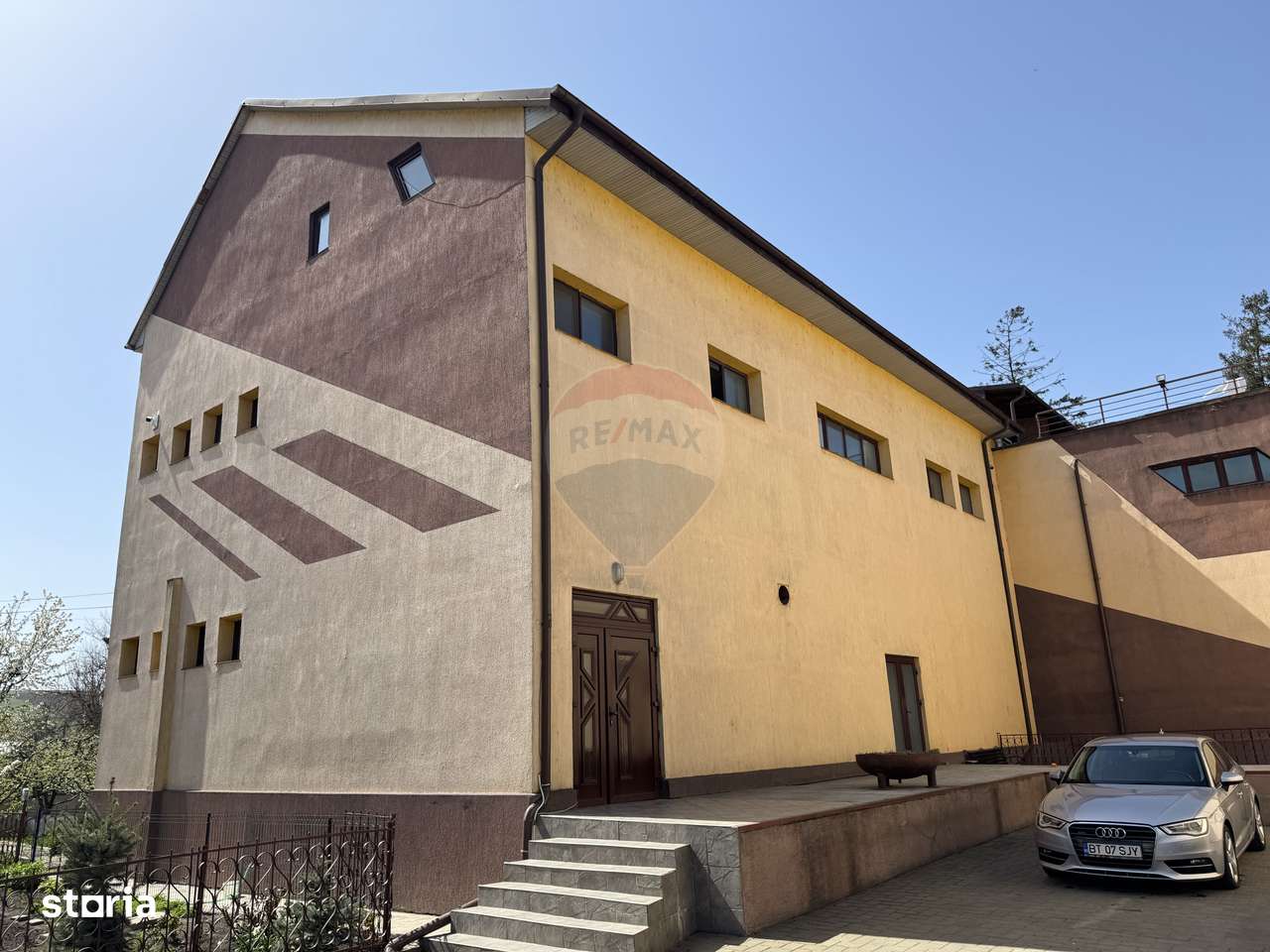 Spațiu comercial de 1,460mp în zona Central - Imagine principală: 4/18