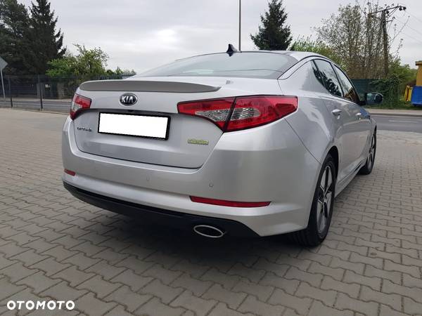 Kia Optima 2.0 CVVT Hybrid Spirit - 18