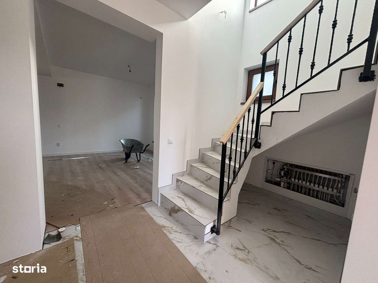 Casa tip P+1+Mansarda  Comuna Berceni Ilfov - Imagine principală: 5/8