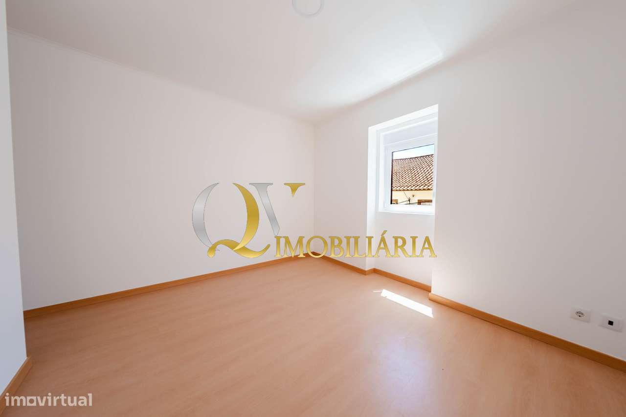 Excelente moradia para venda sita em São Martinho do Porto-35