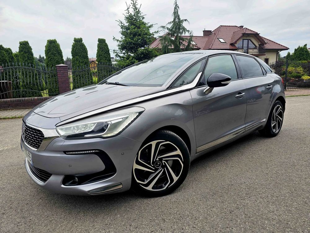 DS DS5 2018