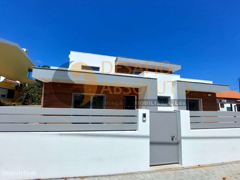 Moradia Isolada T4 C/ Piscina e Garagem - Brejos de Azeitão-29