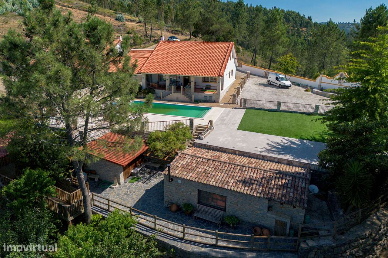 Moradia T2+2 | Piscina e Jardim | Vista Rio Zezêre | Dornes-49