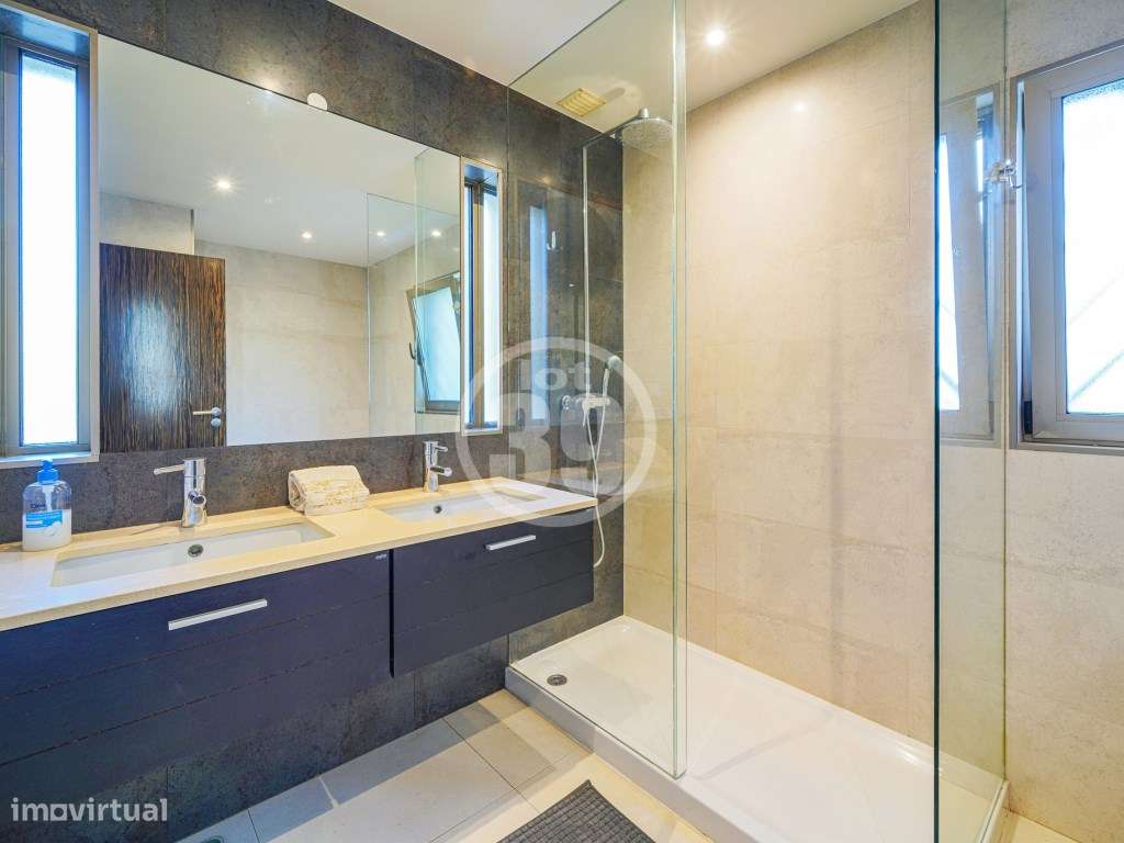 Fantástica propriedade de luxo inserida num generoso lote de terren...-8