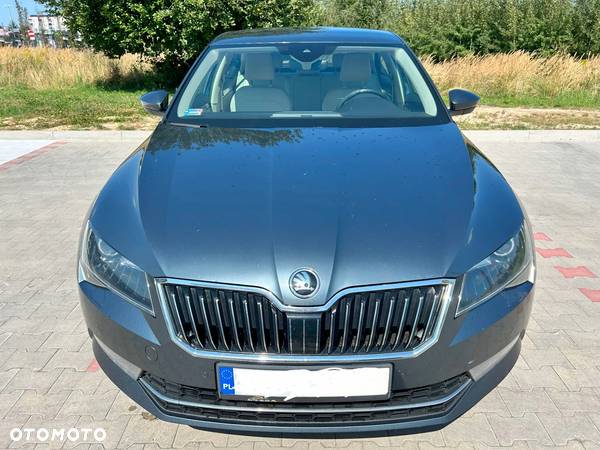 Skoda Superb 2.0 TDI Style - 12