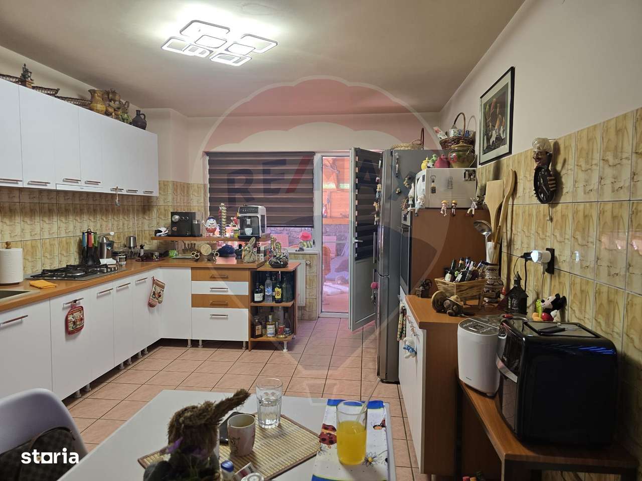 Casă / Vilă cu 4 camere de vânzare - Imagine principală: 5/20