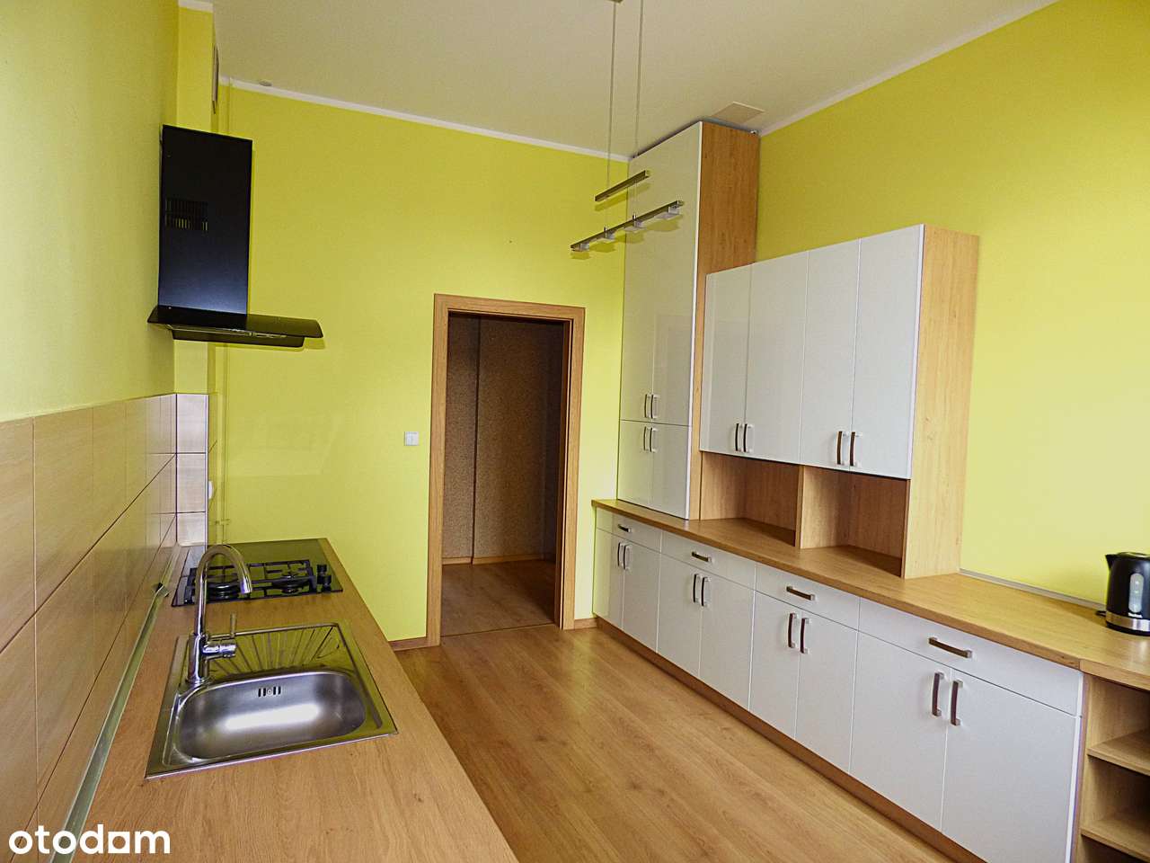 Trzy pokoje z garażem i ogródkiem w centrum of. 2518M NOWA CENA!-4