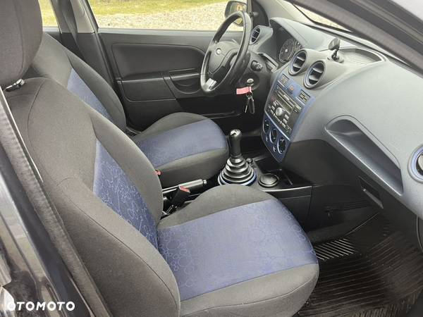 Ford Fiesta 1.3 Ambiente - 6