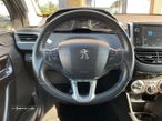 Peugeot 208 1.2 PureTech Style - 27