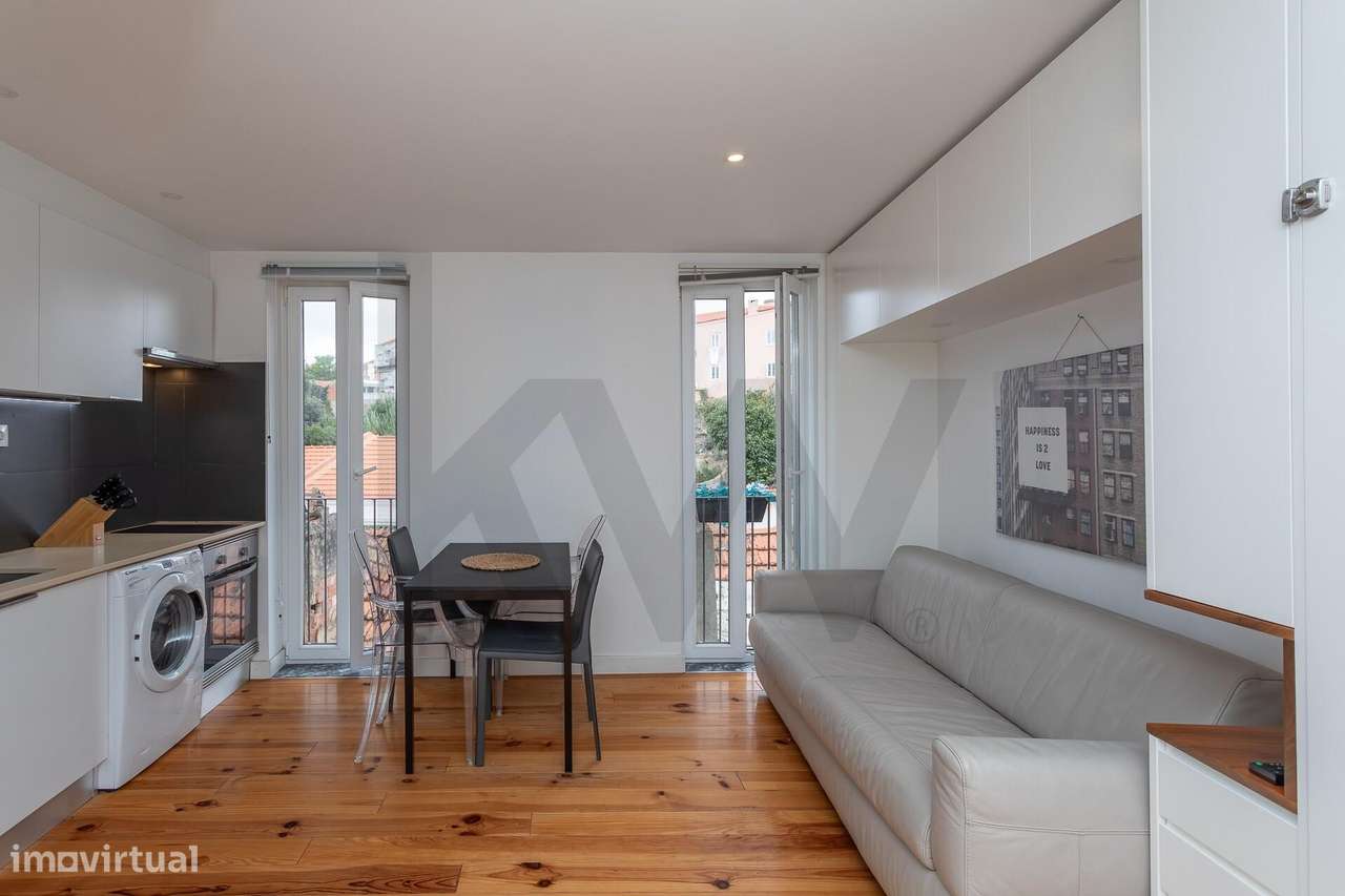 Estúdio T0 Campo de Ourique - Grande imagem: 1/21