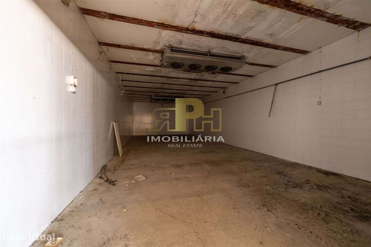 Armazém T6 Venda em Alcanhões,Santarém-20